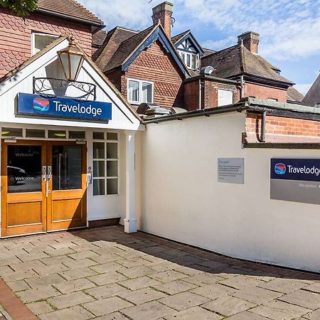 Travelodge Walton On Thames エクステリア 写真