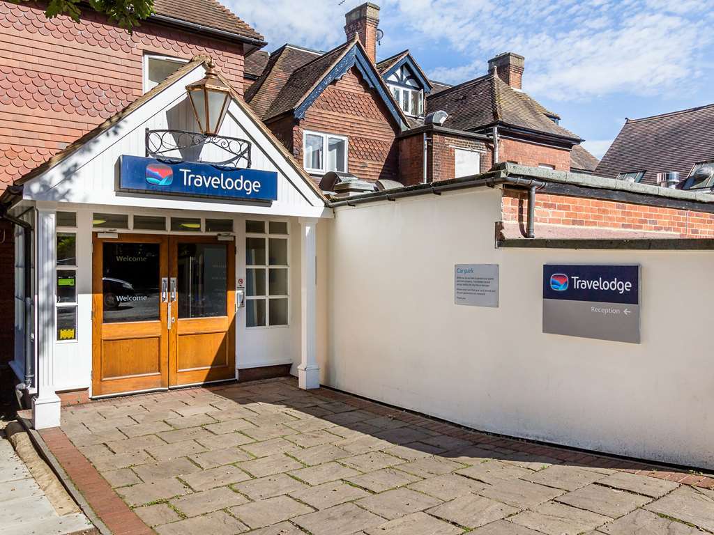 Travelodge Walton On Thames エクステリア 写真