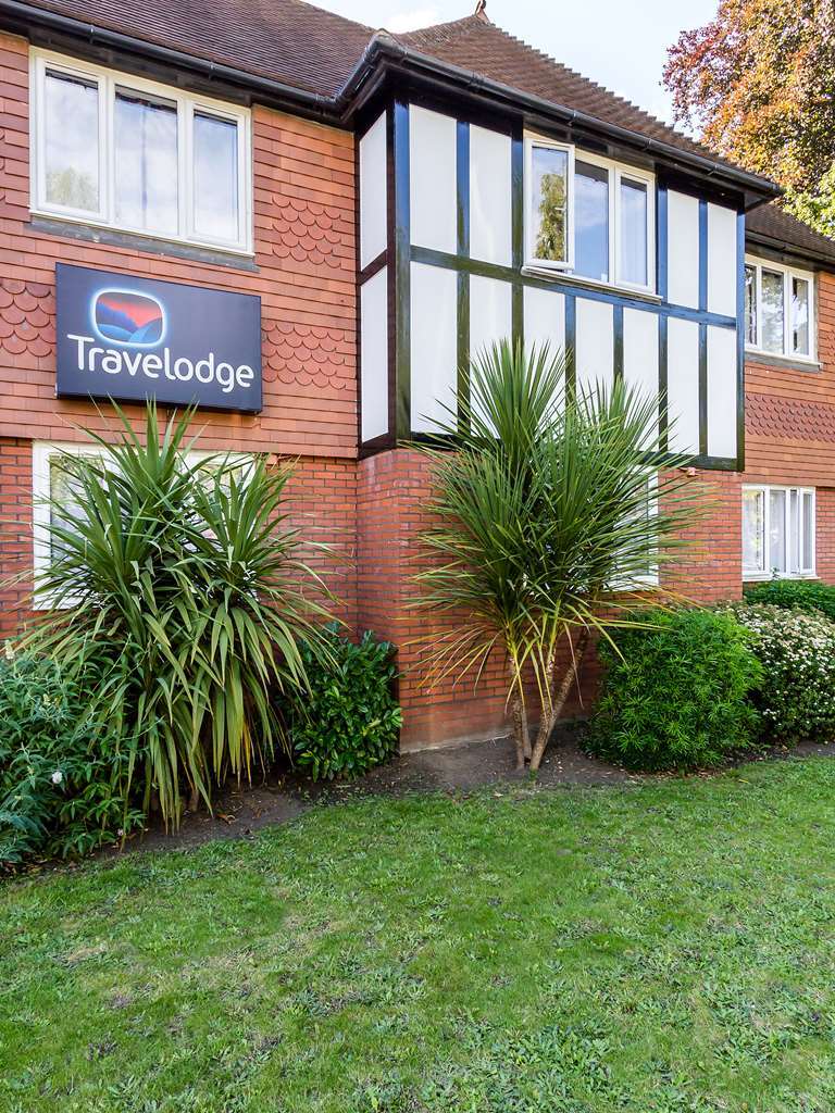 Travelodge Walton On Thames エクステリア 写真