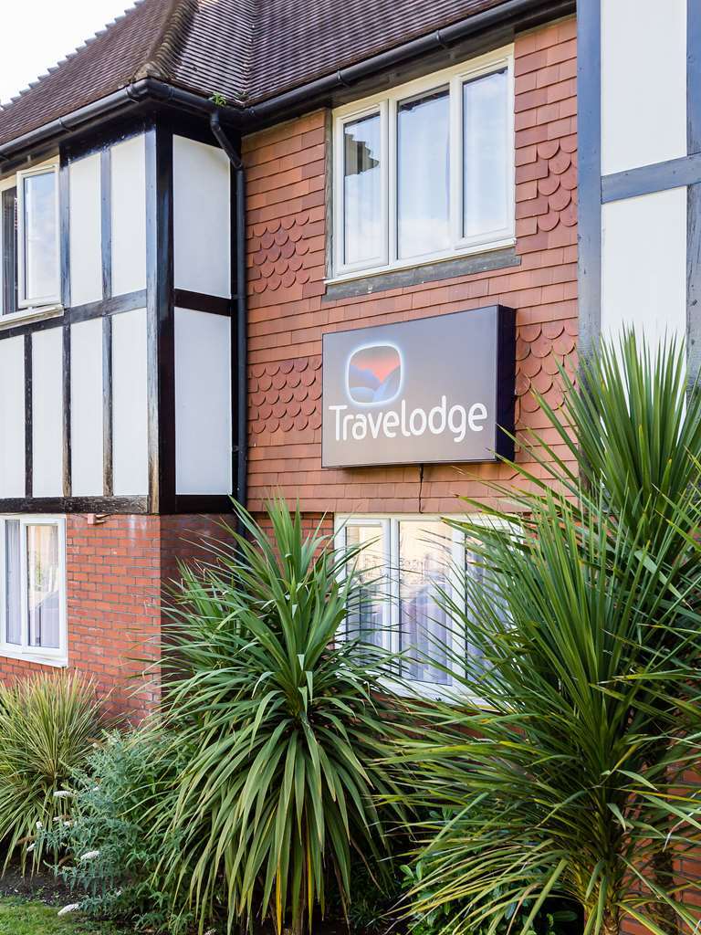 Travelodge Walton On Thames エクステリア 写真