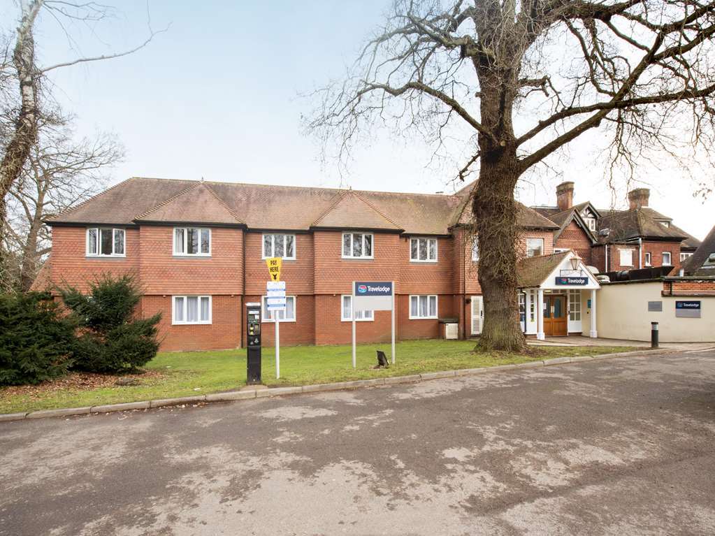 Travelodge Walton On Thames エクステリア 写真